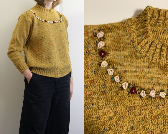 yellow embroidered sweater wool/women/vintage