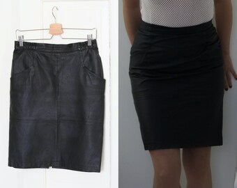 90s black leather mini skirt 38
