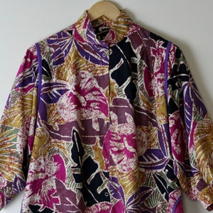 80s puff sleeve blouse cotton abstract floral print vintage image 6