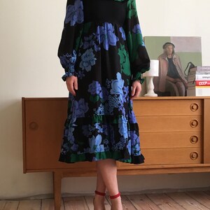 vintage floral puff sleeves dress with ruffles / cotton image 3