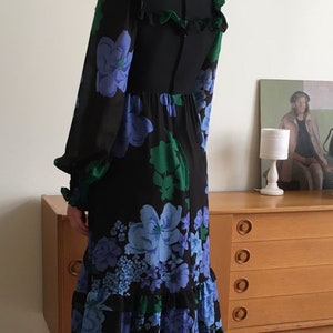 vintage floral puff sleeves dress with ruffles / cotton image 4