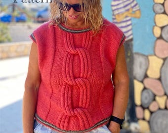 PDF-breipatroon alleen in het Engels. Geknoopt kabelvest. Brei-instructies en foto's. Maten s, m,l,xl, xxl. Universeel kledingstuk.
