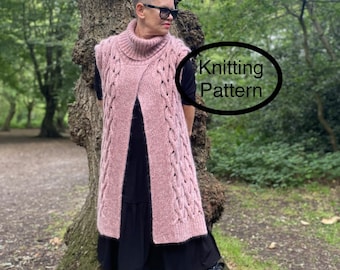 Modello di maglia in PDF, disponibile solo in inglese. Modello per gilet a trecce traforate. Taglia unica M/L. Lavorazione a maglia avanzata. Istruzioni chiare.