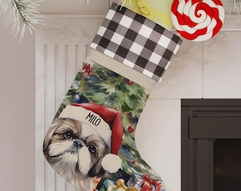 Calcetín navideño personalizado para perro Shih Tzu, regalo personalizado para dueño de perro Pom, decoración navideña para mascotas, decoración navideña a cuadros para amantes de los perros