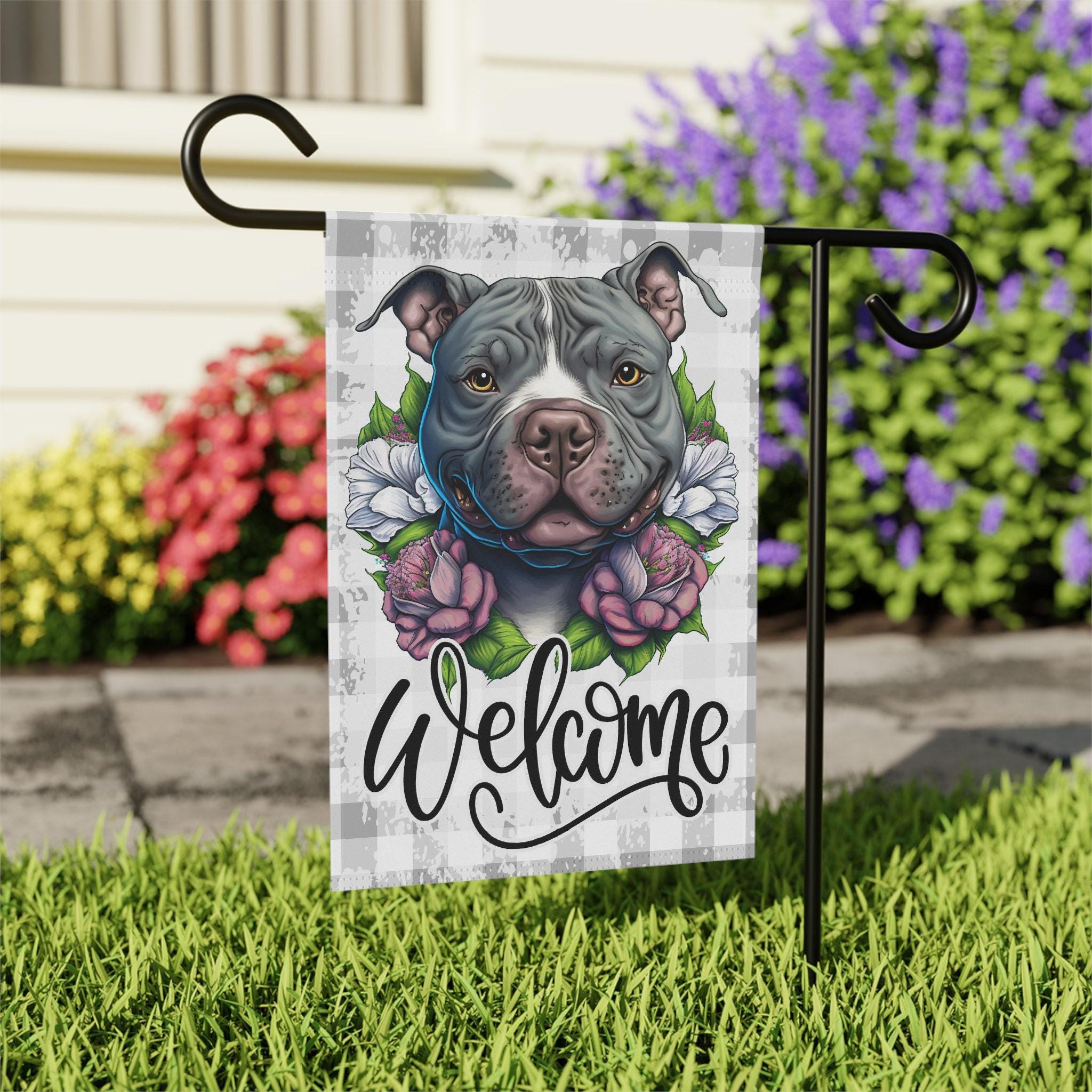 Caroline's Treasures Gartenflagge Bully Kutta Dog Mit US-Flagge - Wetterfest 28x38cm