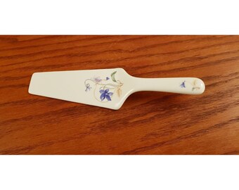 Andrea by Sadek Porcelain Cake Pie Dessert Server Floral Pattern Violet