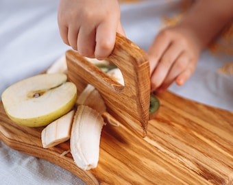Montessori children's knife and cutting board, handmade. Made by Carpathian wool