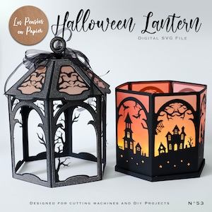 Puede incluir: Un farol de papel negro con purpurina, una anilla superior y cinta negra, junto a un farol hexagonal de papel con siluetas negras de una casa encantada, &aacute;rboles y murci&eacute;lagos sobre un fondo naranja, etiquetado Halloween Lantern Digital SVG File.
