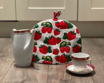 TEA COSY.  Teapot Cover for a Retro Kitchen Red Strawberry