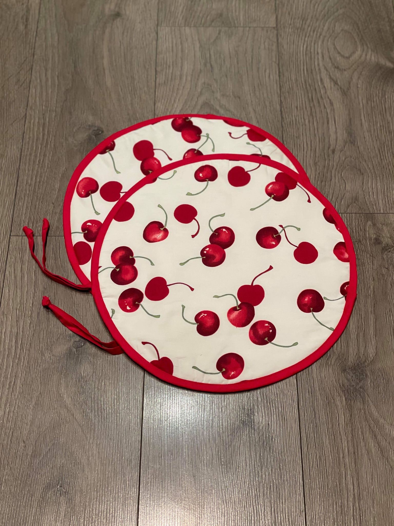 Aga Hob Lid Mat Pad Round Hob Cover With Straps Red Cherry Etsy UK
