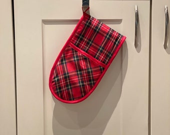 DOUBLE OVEN GLOVE Kitchen Oven Mitt Pot Holder Cotton Red Royal Steward Tartan Plaid Decorative offering medium heat protection medium size