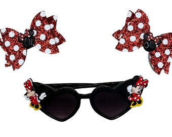 Minnie Mouse gafas de sol clásicas de corazón negro con lazos de lunares rojos juego de regalo de arcos a juego gafas de sol de personaje regalo clásico de Minnie para niña