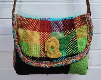 Handbag upcycling hippie boho felt flower