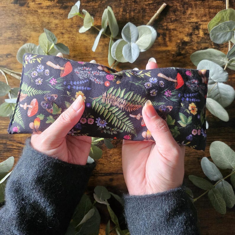 Lavender Eye Pillow: Weighted Aromatherapy Mask, Relaxation Gift image 2