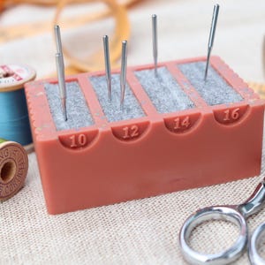 Sewing Machine Needle Sorter sizes 10-16