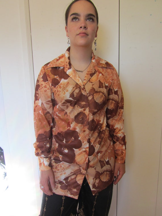 Retro Patterned Women's Button Up Blouse with Wid… - image 1