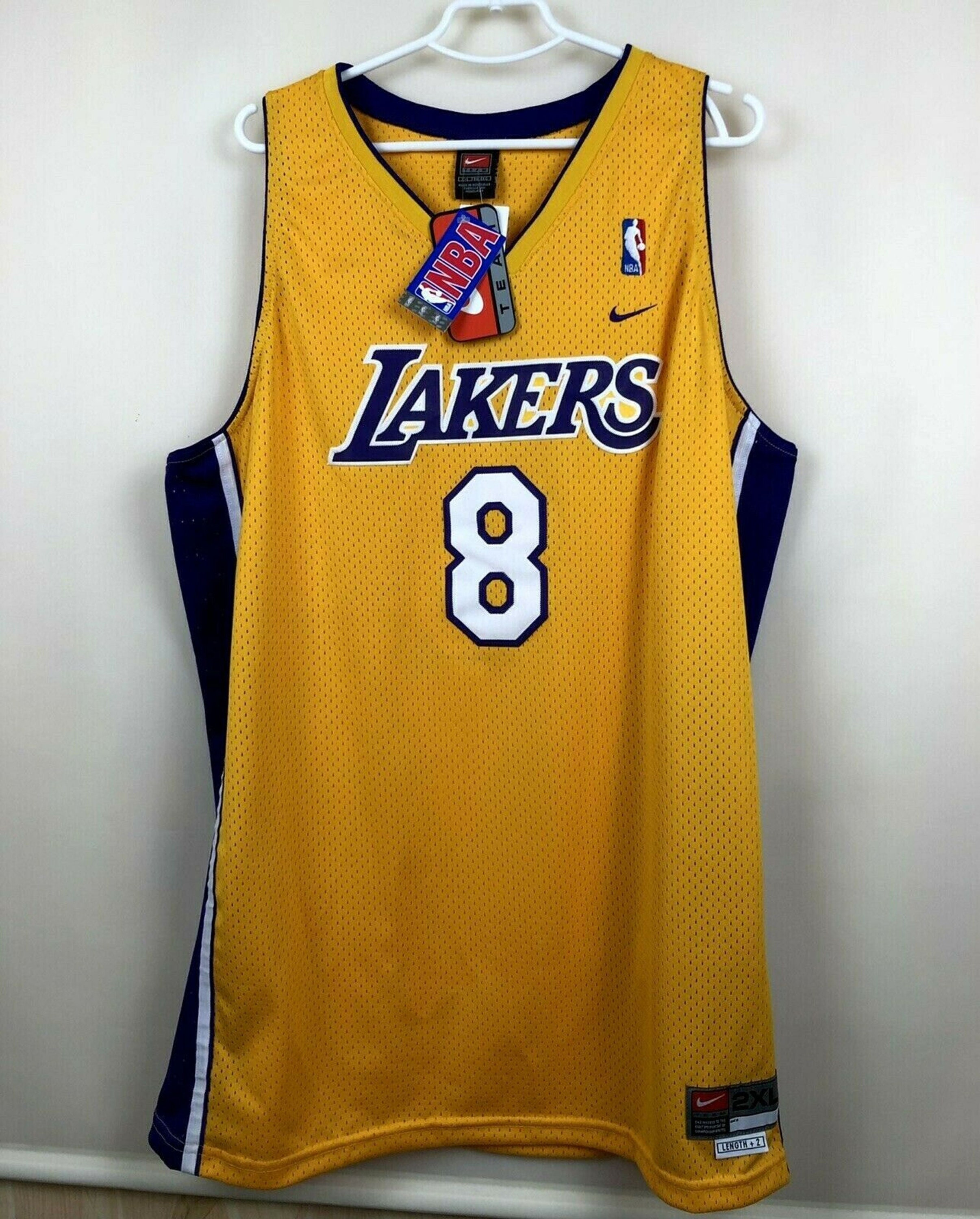Retro Kobe Bryant #8 Los Angeles Lakers Basketball Trikot Genäht Gelb 