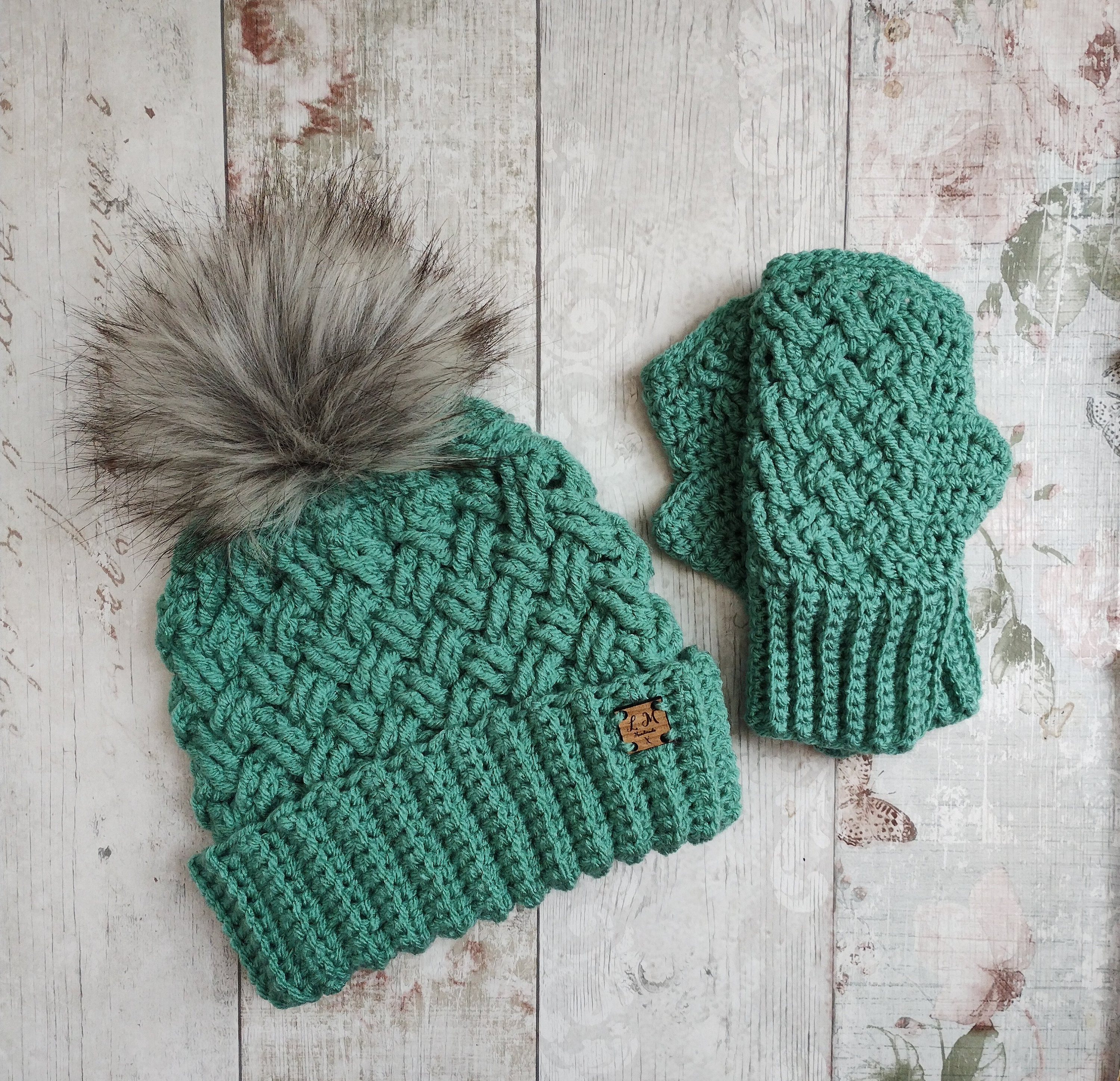 Burgundy Bobble Hat UK