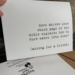 Idea de cesta de regalo con alcohol / Tarjeta de felicitación divertida / Agua convertida en vino / Tarjeta de cumpleaños divertida para él o ella / Humor bíblico sobre Jesús imagen 2