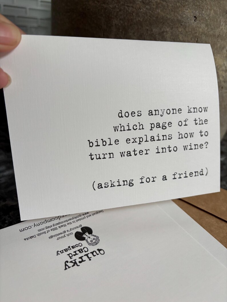 Idea de cesta de regalo con alcohol / Tarjeta de felicitación divertida / Agua convertida en vino / Tarjeta de cumpleaños divertida para él o ella / Humor bíblico sobre Jesús imagen 2