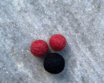 Custom Felt Ball Rug – Handmade Wool Nursery Rug