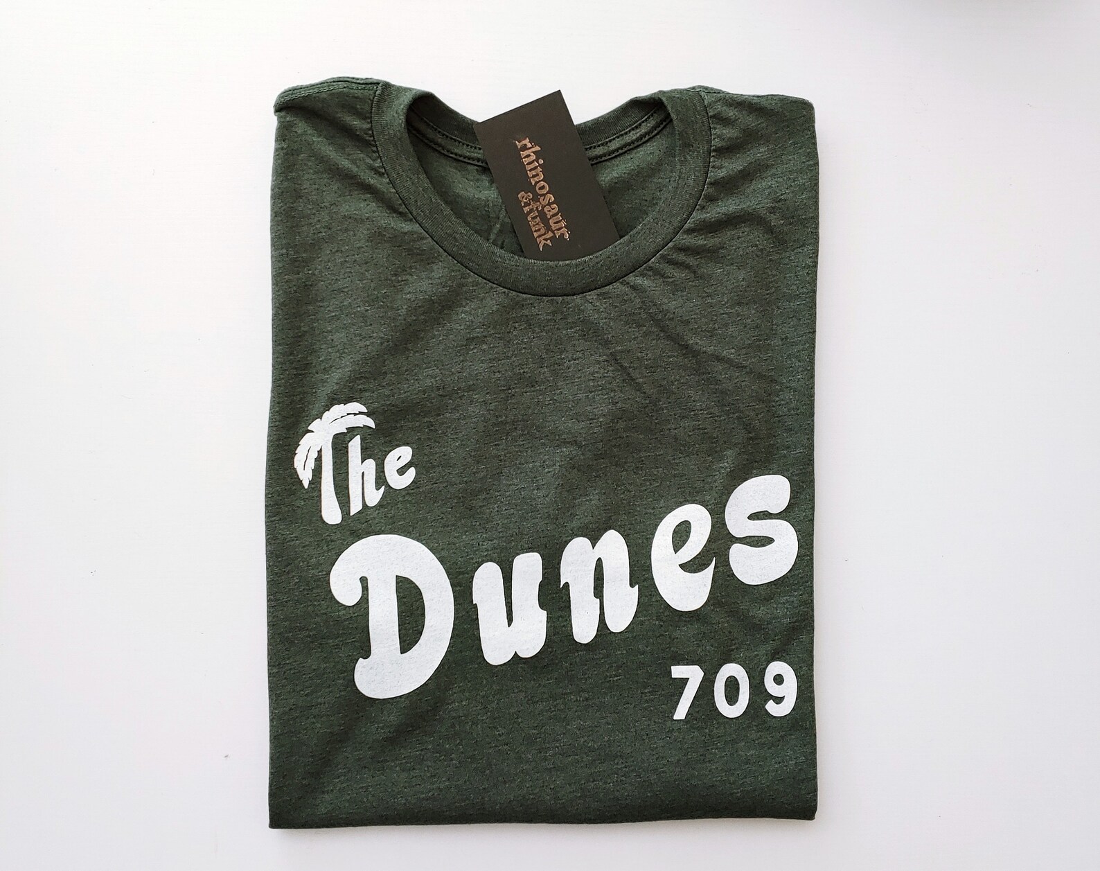 THE DUNES Insecure T-Shirt | Etsy
