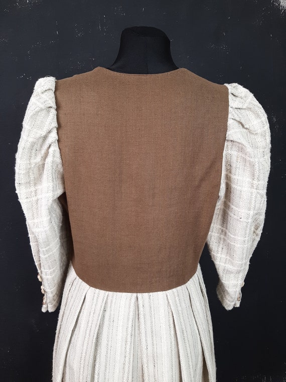 70s Dirndl brown lace medieval DRESS heart modest… - image 9