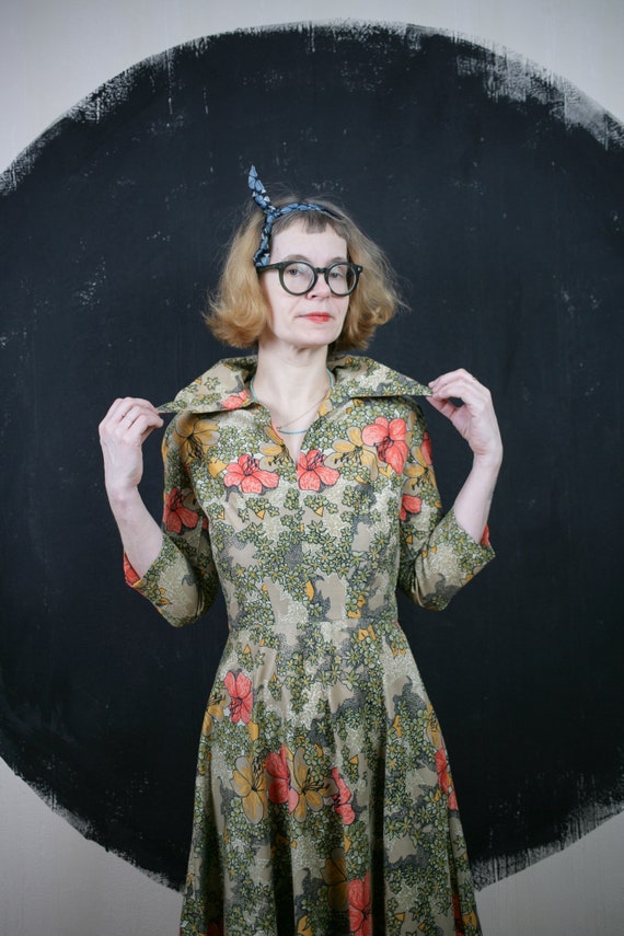 Déguisement robe Hippie chic année 70's pour femme à Paris