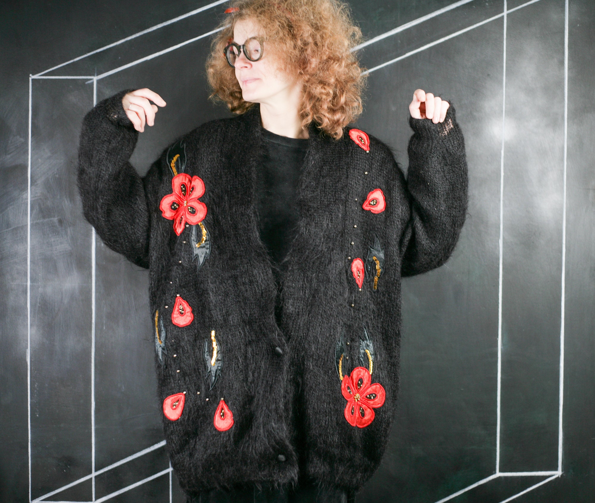売れ筋・人気アイテム 商品 80s Black CARDIGAN Oversize Mohair Poppy Patch Bead Classic トップス