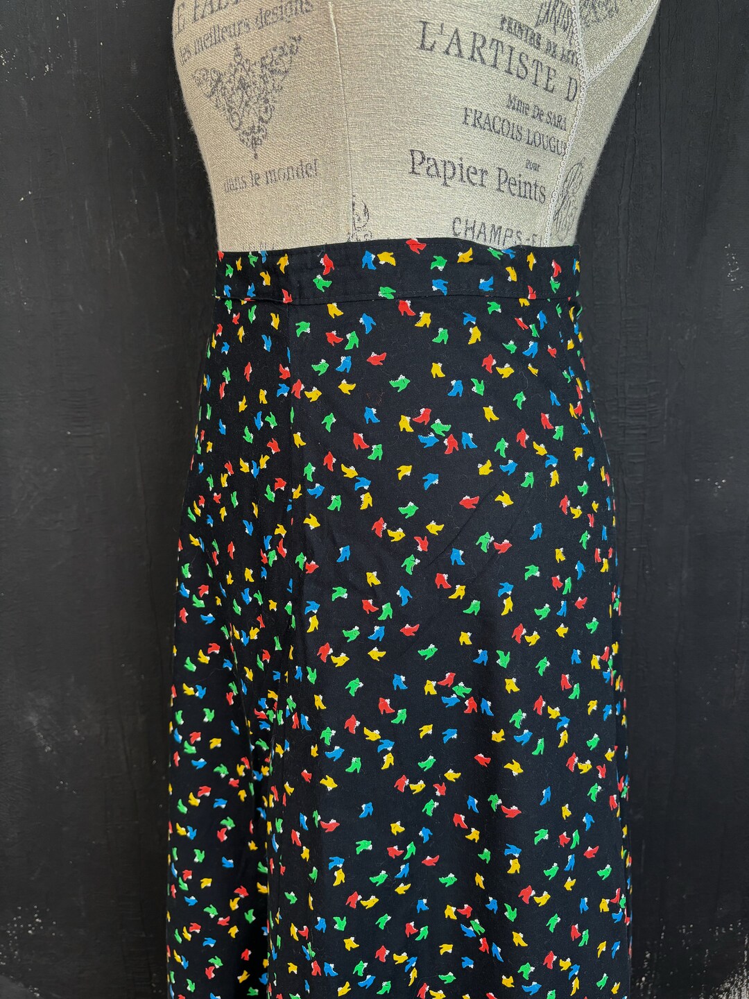 German Ruffles 70s Black Red Green Boots Novelty SKIRT Hippie Festival Old Vintage ...