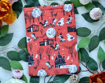 C'est l'Halloween Padded Book Sleeve