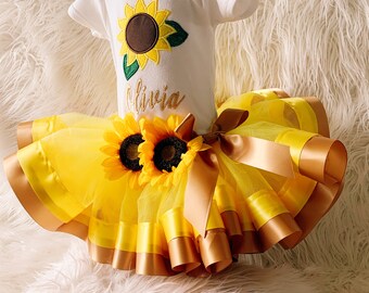 cute sunflower outfits