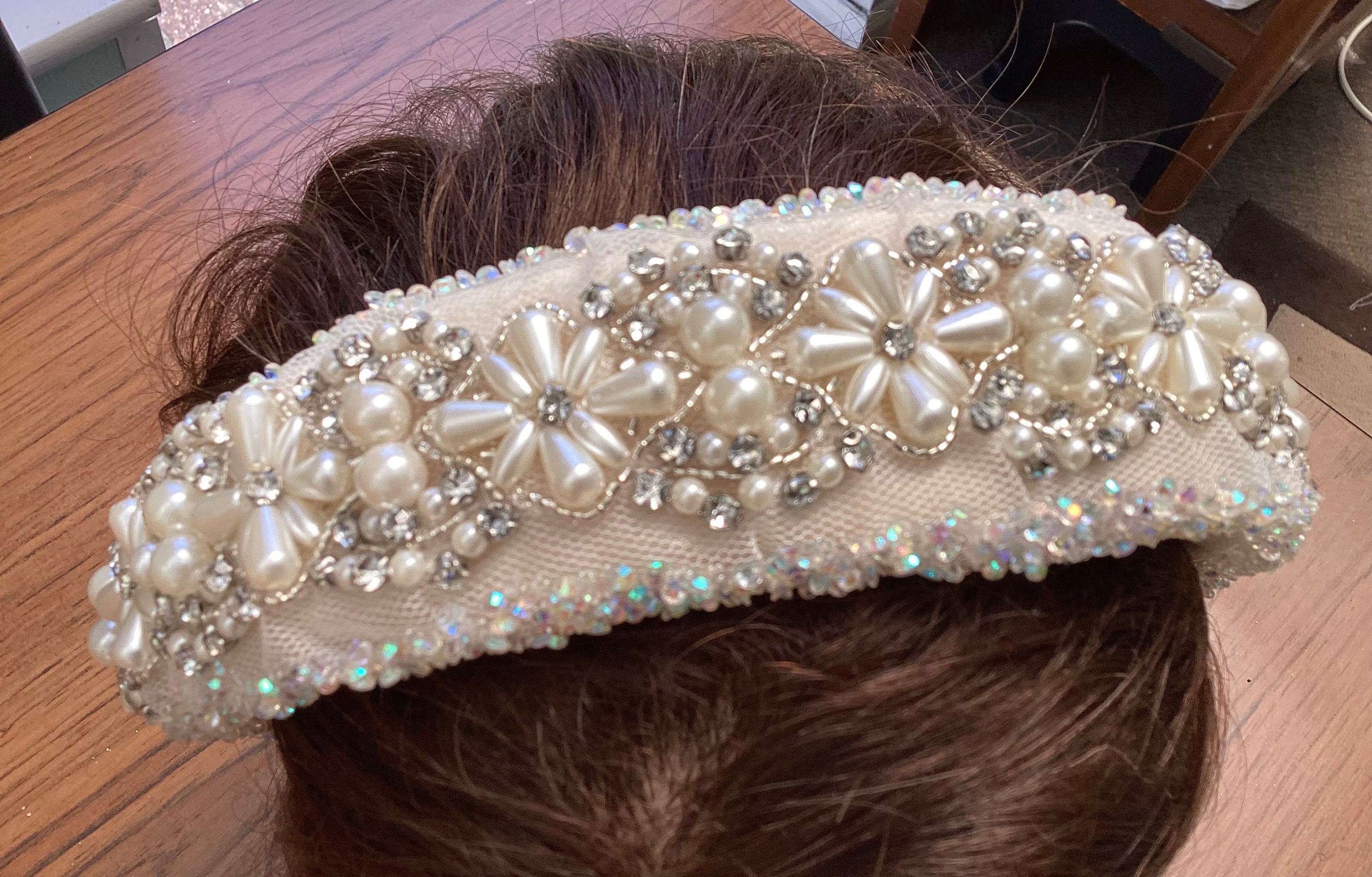 Cream Velvet Padded Headband Assorted With Pearl  display picture 2