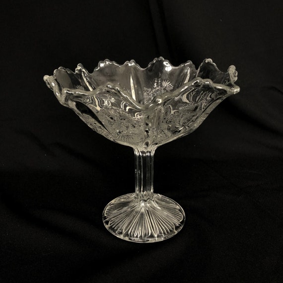 Plat en verre taillé et argent 