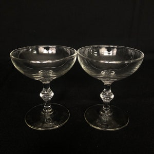 2 Vintage Classic Disc Stemmed 4.5oz Champagne Cocktail Coupes
