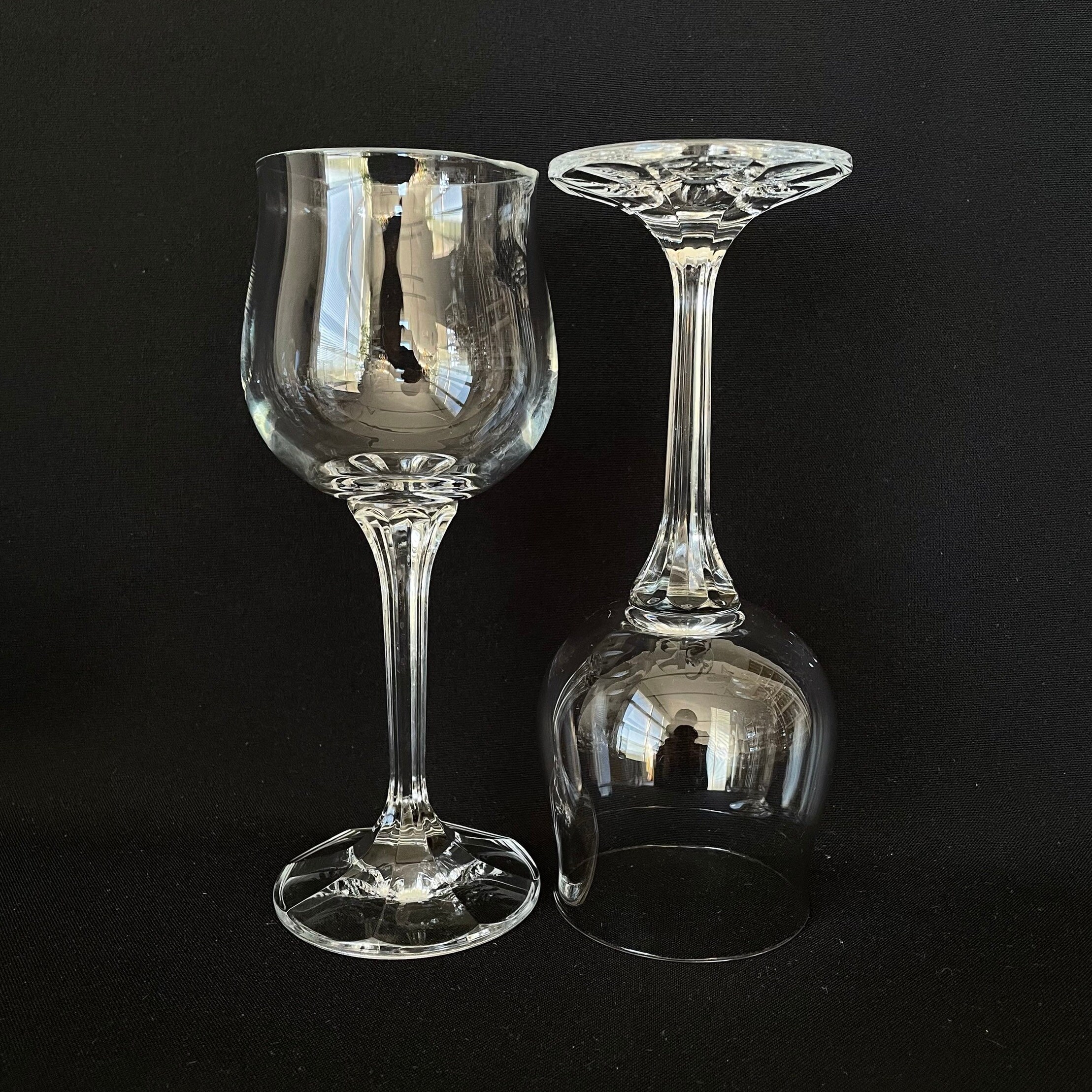 Set of 4 Ribbed Stem Tulip Bowl Vintage Crystal 9oz Wine Cocktail Glasses  Retro Barware Vintage Barware 
