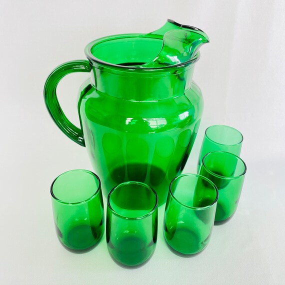 ゴージャスなヴィンテージ エメラルド グリーン ガラス