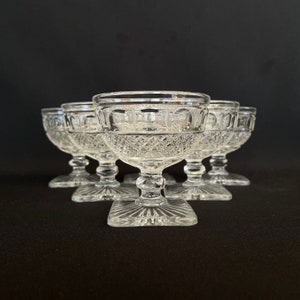 6 Elegant Vintage Crystal Banded Diamond Point Faceted Stem 5oz Champagne Cocktail Coupe Glasses - Vintage Barware - Retro Barware