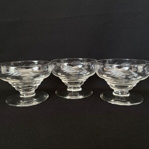 Trio of Vintage Etched 4oz Champagne Cocktail Coupes - Vintage Barware - Retro Barware