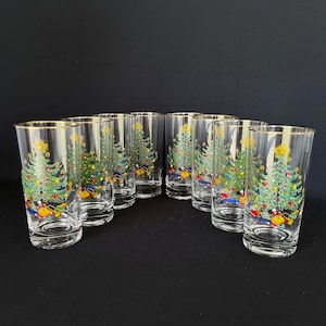 Set of 8 Elegant Vintage 11oz Christmas Highball - Cocktail - Water Glasses - Festive Barware - Christmas