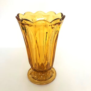 Vintage Fairfield Golden Amber Glass Paneled & Footed Bouquet Vase with Scalloped Rim by Anchor Hocking Glass