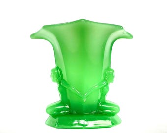 Rare Art Deco Jadeite Vase – Walther & Sohne Windsor, 1934