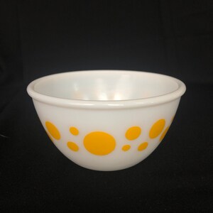 Vintage Hazel Atlas Yellow Dot 6 Inch MilkGlass Mixing Bowl