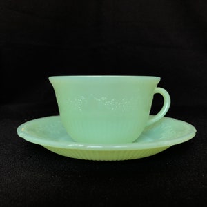 Vintage Jadeite Alice Pattern Tea Cup & Saucer FireKing Anchor Hocking Glass Co.