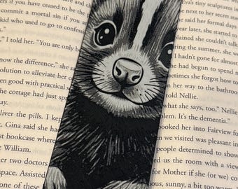 Skunk Bookmark – Raised Textured 3D Printed Cute Animal Art Gift for Readers, Pencil Style Wildlife Bookmark