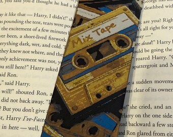 Mixtape Bookmark – Retro Cassette Tape Bookmark, Raised Textured 3D Printed Nostalgia Gift for Readers