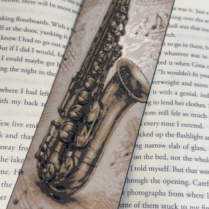 Music Collection Saxophone Bookmark – 3D Printed Raised Textured Instrument Art, Pencil Style Design