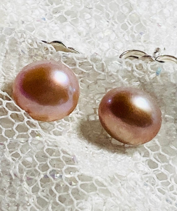 Sterling & pink cultured button pearl earrings. 7… - image 2