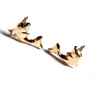 Vintage 14k solid gold dolphin earrings Gift for her.