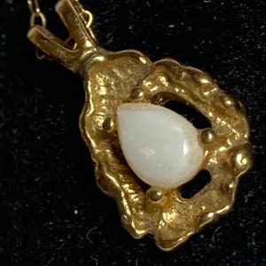 14k gf nugget & white opal pendant necklace with 14k gold filled Uncas chain.
